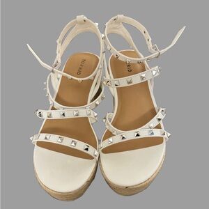Women’s Studded Gladiator Flatform - Faux Leather White (WW)